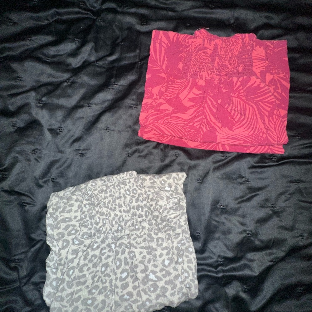 Pink and Gray Patterned flare leggings